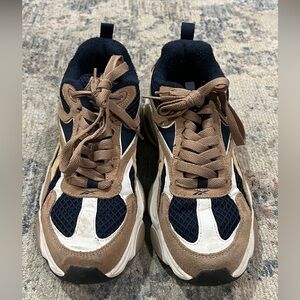 Menβs Reebok Athletic Shoes